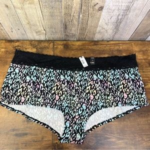 Torrid Curve Size 5 Animal Print With Lace Boy Short